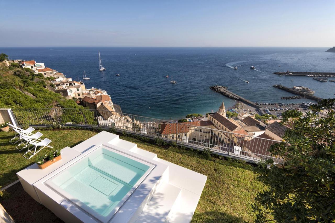 Amore Rentals - Palazzo Della Storia Amalfi Exterior photo
