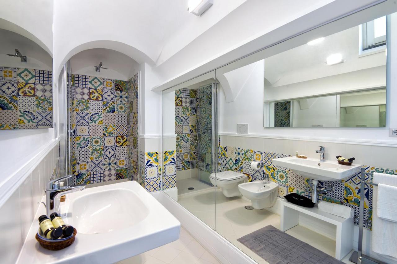 Amore Rentals - Palazzo Della Storia Amalfi Exterior photo