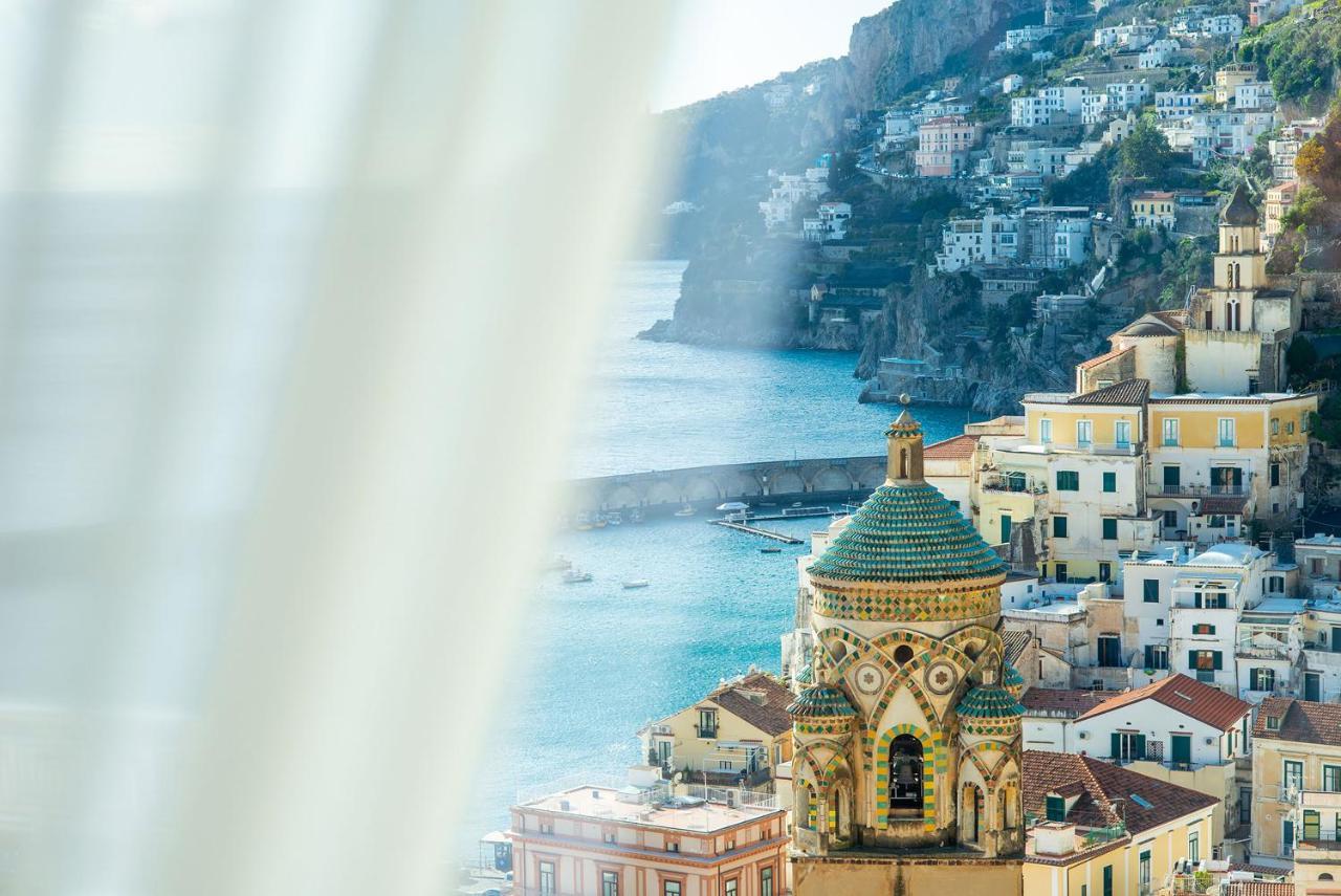 Amore Rentals - Palazzo Della Storia Amalfi Exterior photo